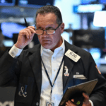 PIMCO Warns of “Cracks” in Debt Market, Forcing Borrowers into Financing Dilemma